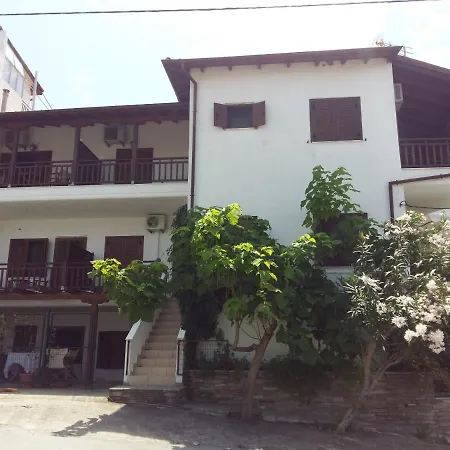 Hotel Stella Maisonettes *