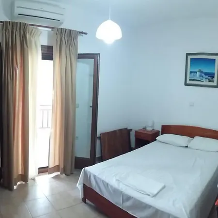 Hotel Stella Maisonettes *